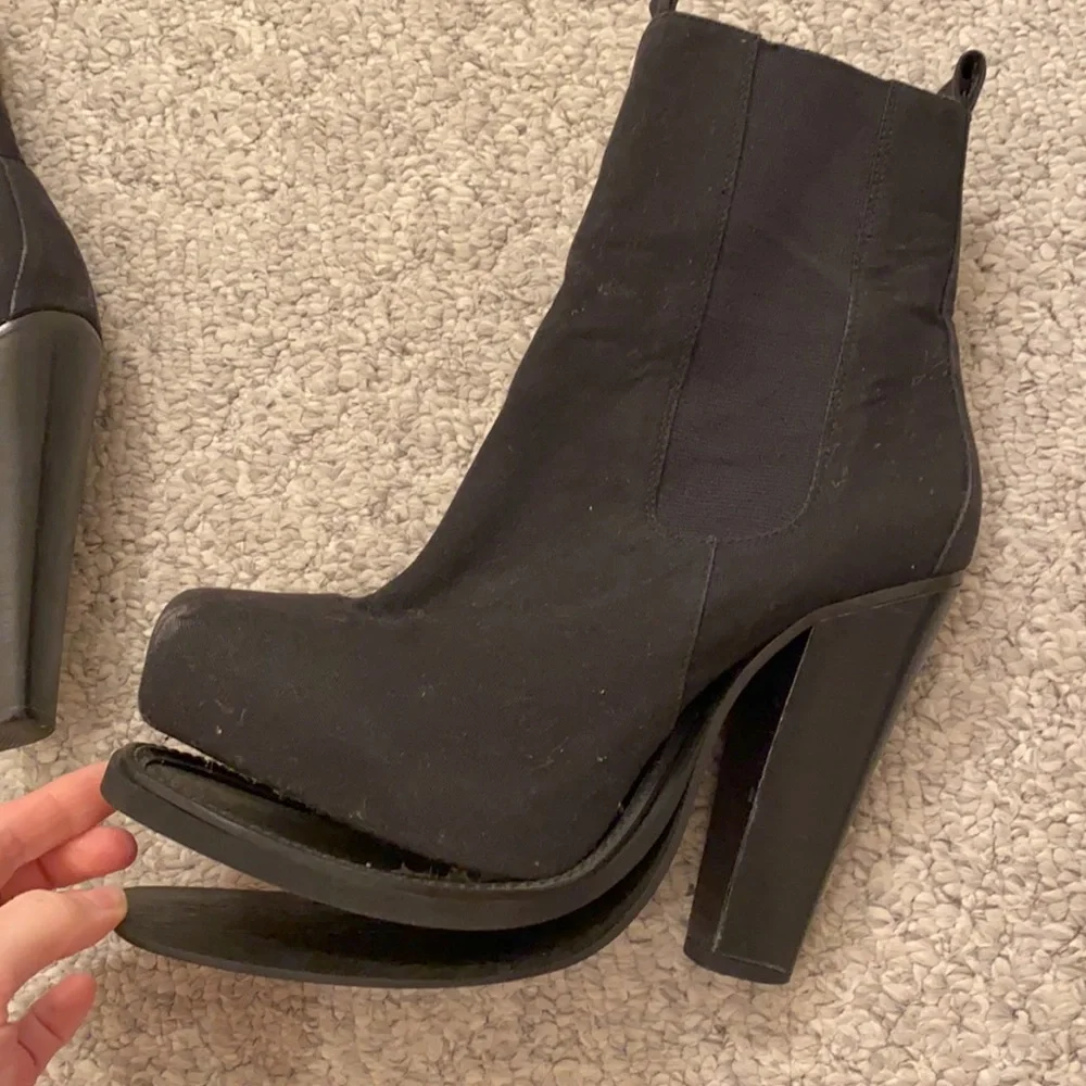 Chloe Sevigny Opening Ceremony Black Canvas Platform Boots. Need Repair/… - Picture 8 of 10